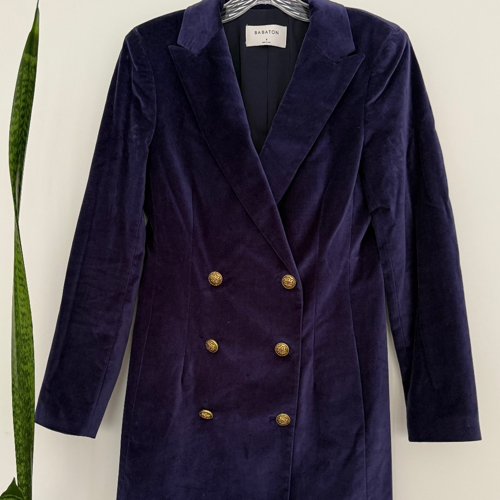 Babaton by Aritzia Purple Velvet Double Breasted Blazer with Gold Buttons Size 6